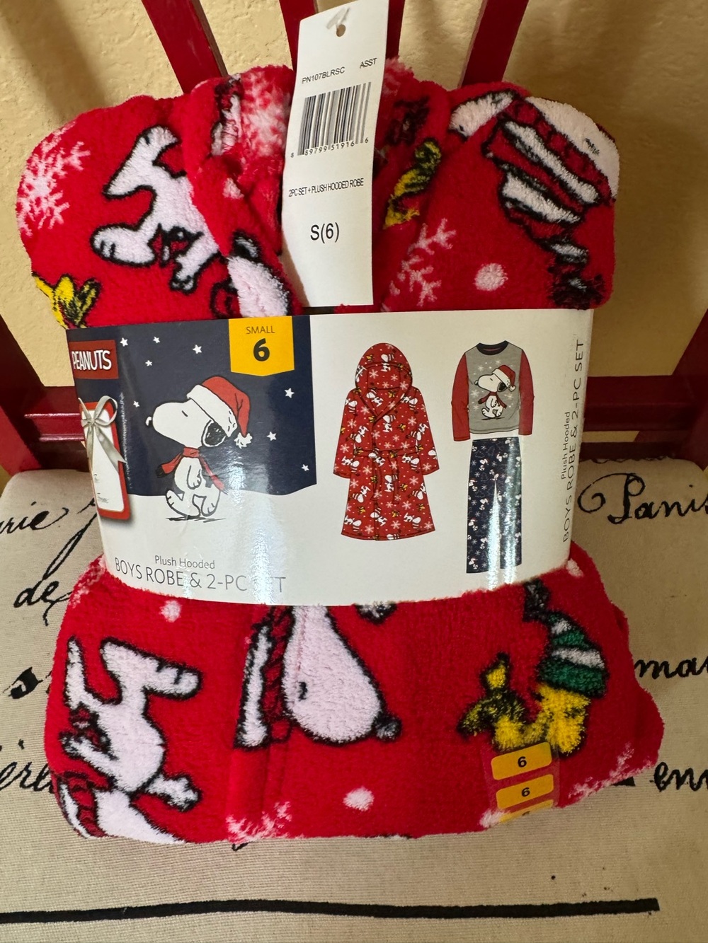 Peanuts Snoopy Boys Robe & Pajama Set Size 6 NEW